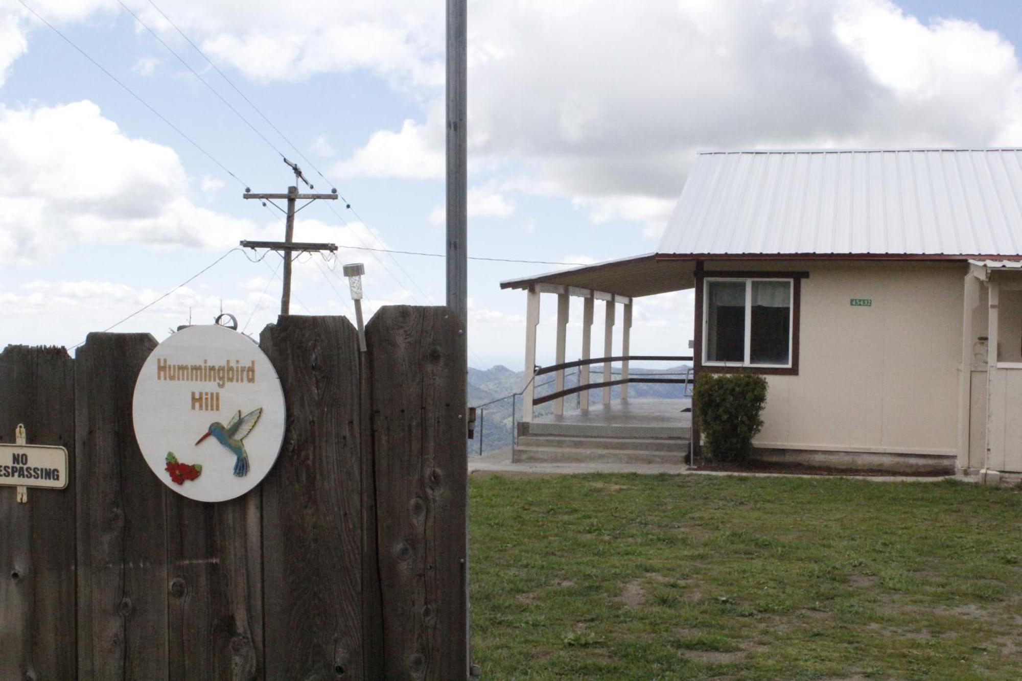 Hummingbird Hill - Entire Cabin Dunlap Экстерьер фото